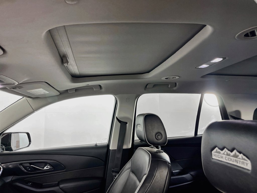 Used 2020 Chevrolet Traverse High Country w/ LPO, Floor Liner Package AWD/4WD image 22