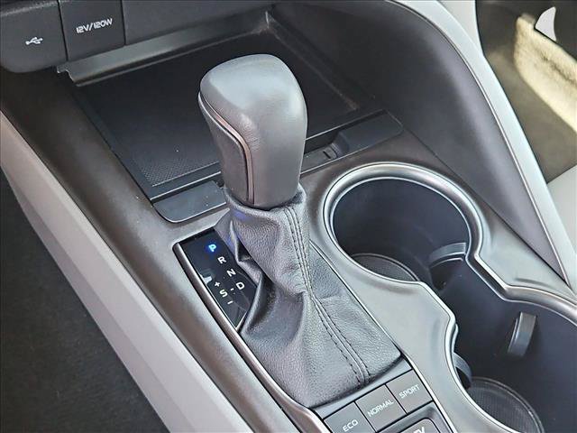 Used 2024 Toyota Camry SE FWD image 18