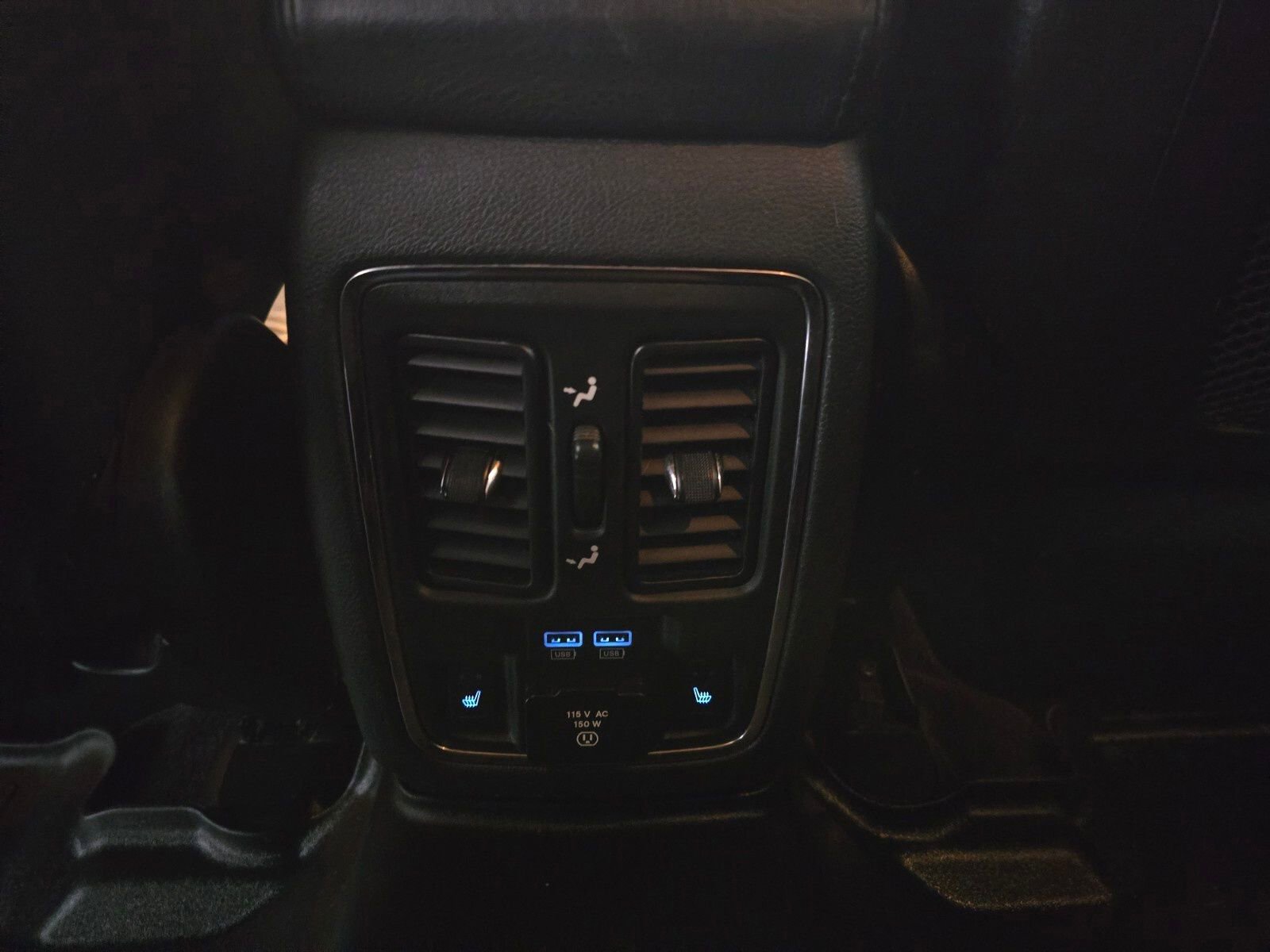 Used 2015 Jeep Grand Cherokee Summit w/ Platinum Series Group AWD/4WD image 28