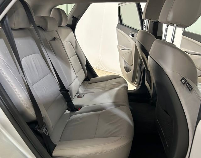 Used 2020 Hyundai Tucson SE image 15