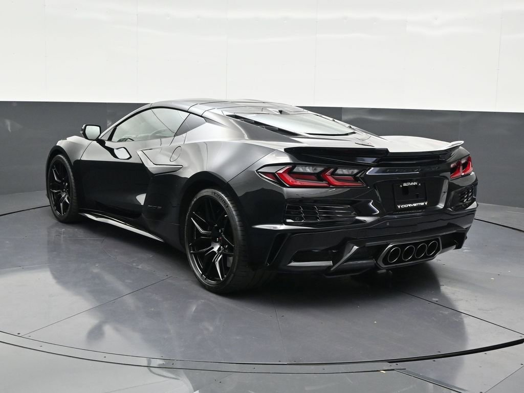 Used 2026 Chevrolet Corvette Z06 image 3