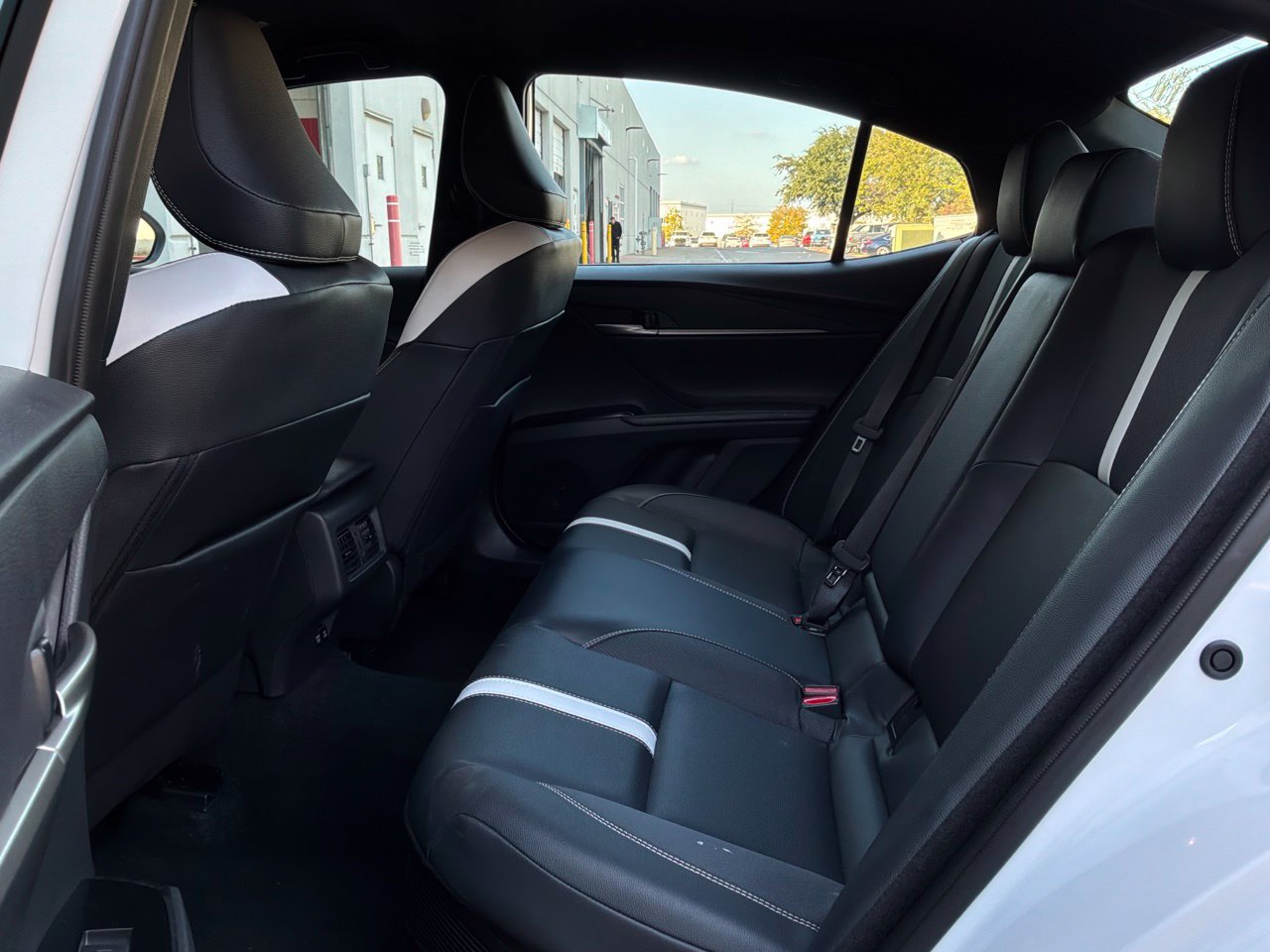 Used 2026 Toyota Camry SE FWD image 12