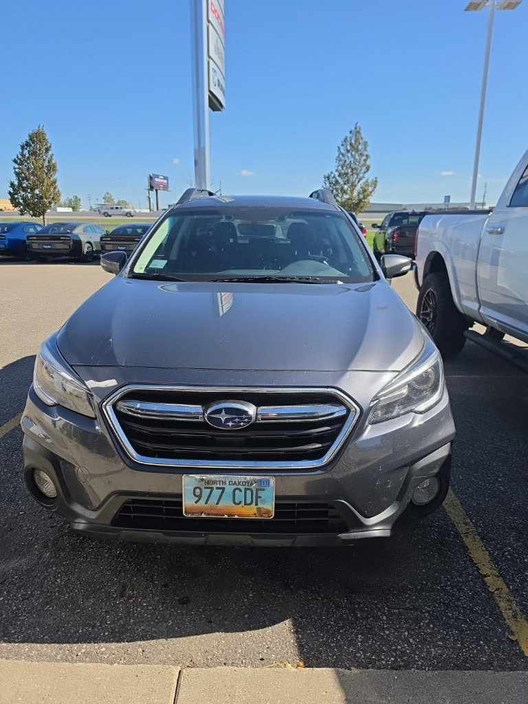 Used 2018 Subaru Outback 2.5i Limited AWD/4WD image 2
