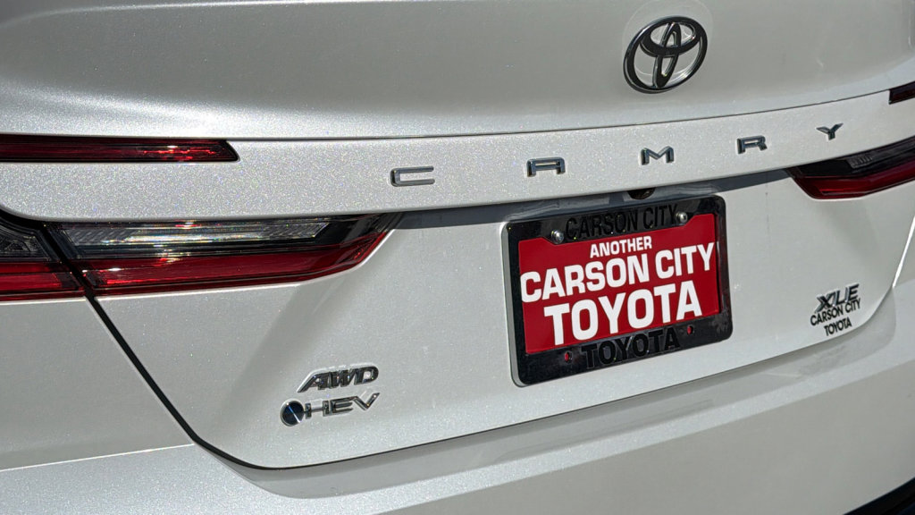 Used 2025 Toyota Camry XLE image 28