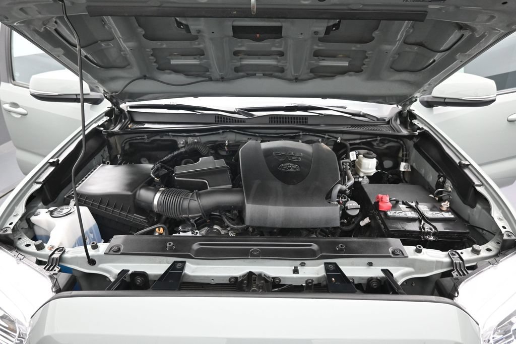 Used 2023 Toyota Tacoma TRD Sport AWD/4WD image 32