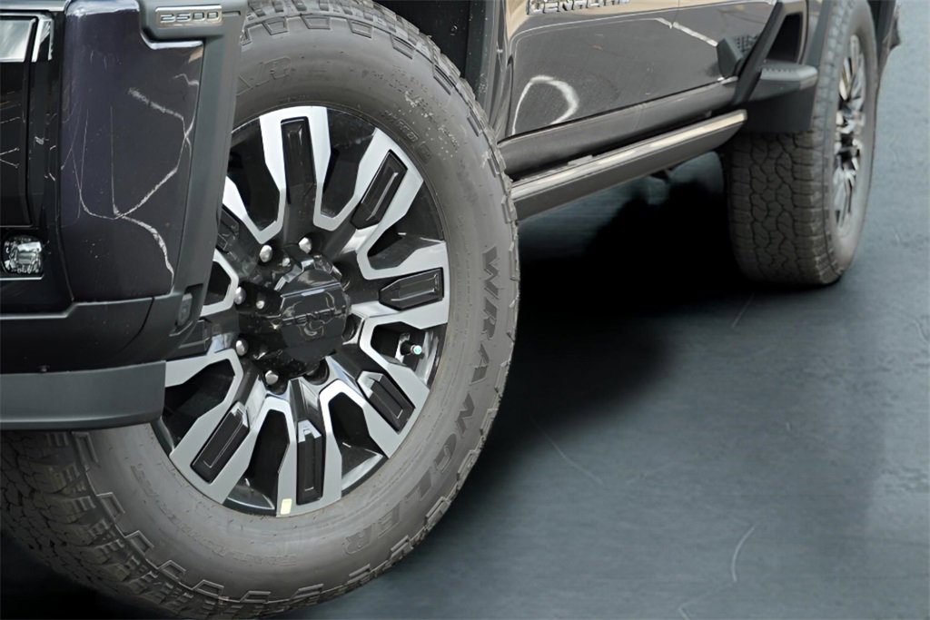 New 2026 GMC Sierra 2500 Denali Ultimate w/ Max Trailering Package image 3