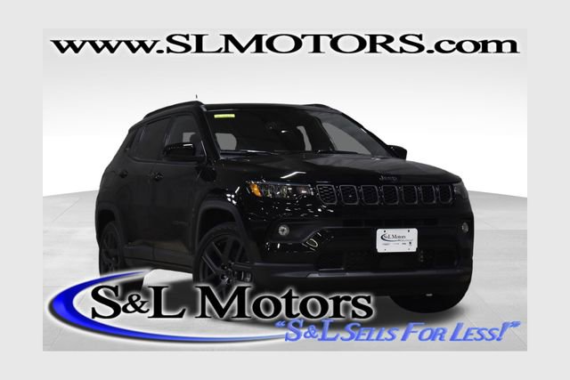 New 2026 Jeep Compass Latitude w/ Sun and Sound Group