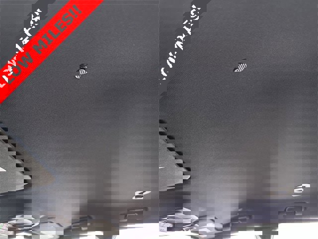 Used 2023 Chevrolet Traverse LT image 19