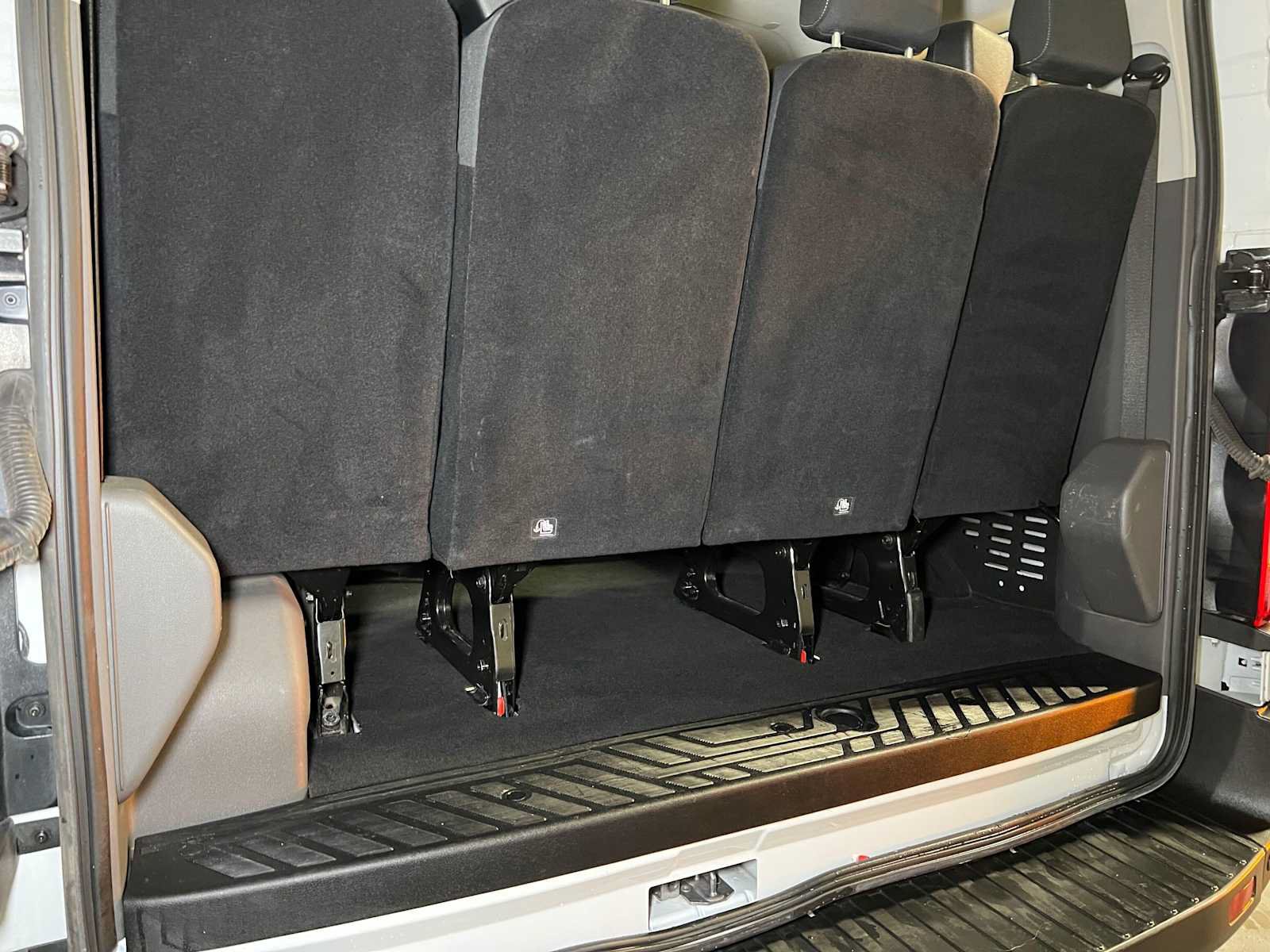 Used 2023 Ford Transit 350 XLT RWD image 17