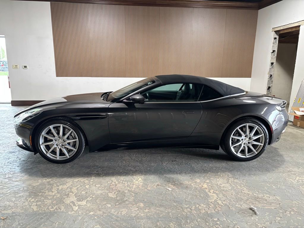 Used 2019 Aston Martin DB11 Volante RWD image 5