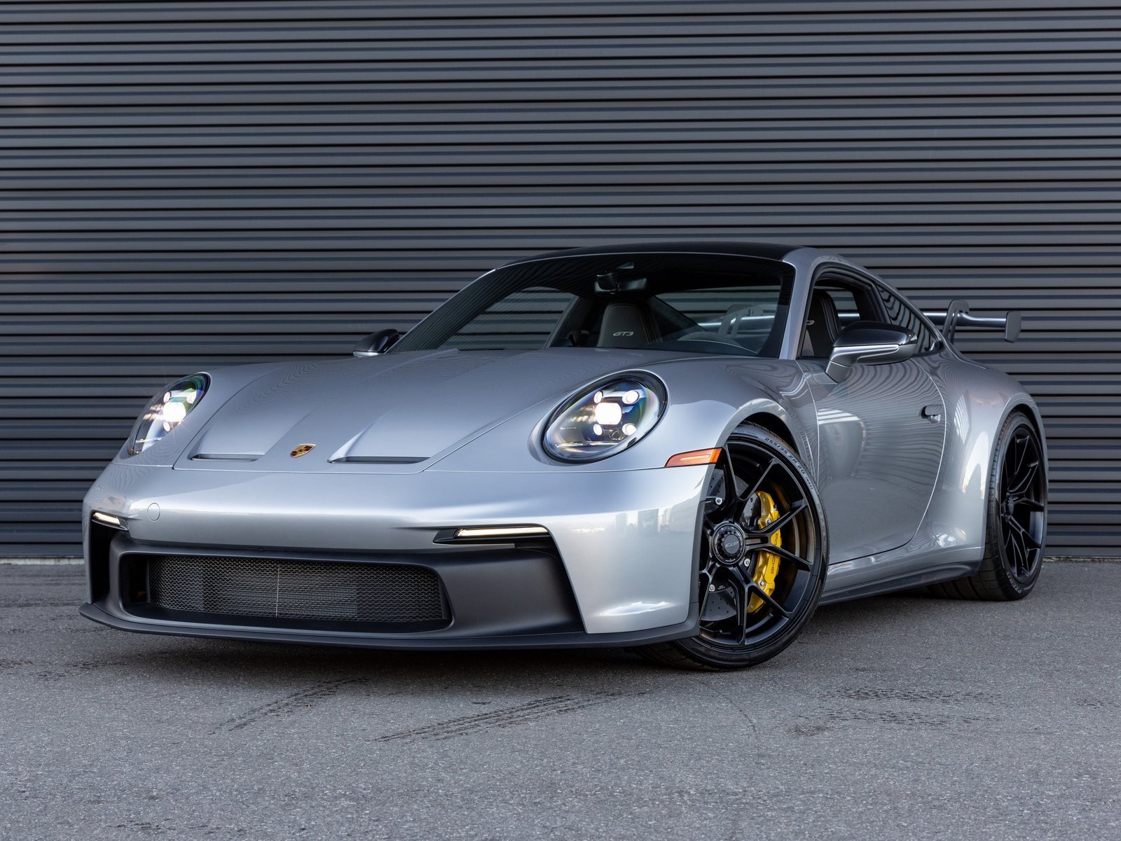 Certified 2024 Porsche 911 GT3 image 1
