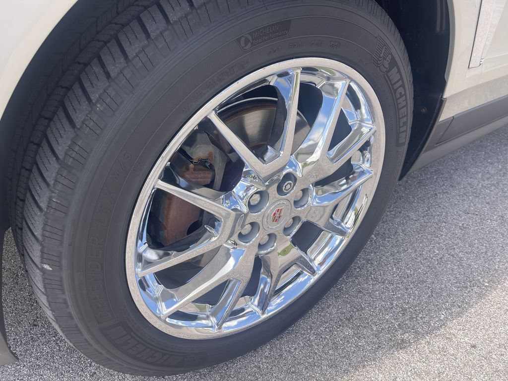 Used 2013 Cadillac SRX Performance w/ Driver Awareness Package FWD image 2