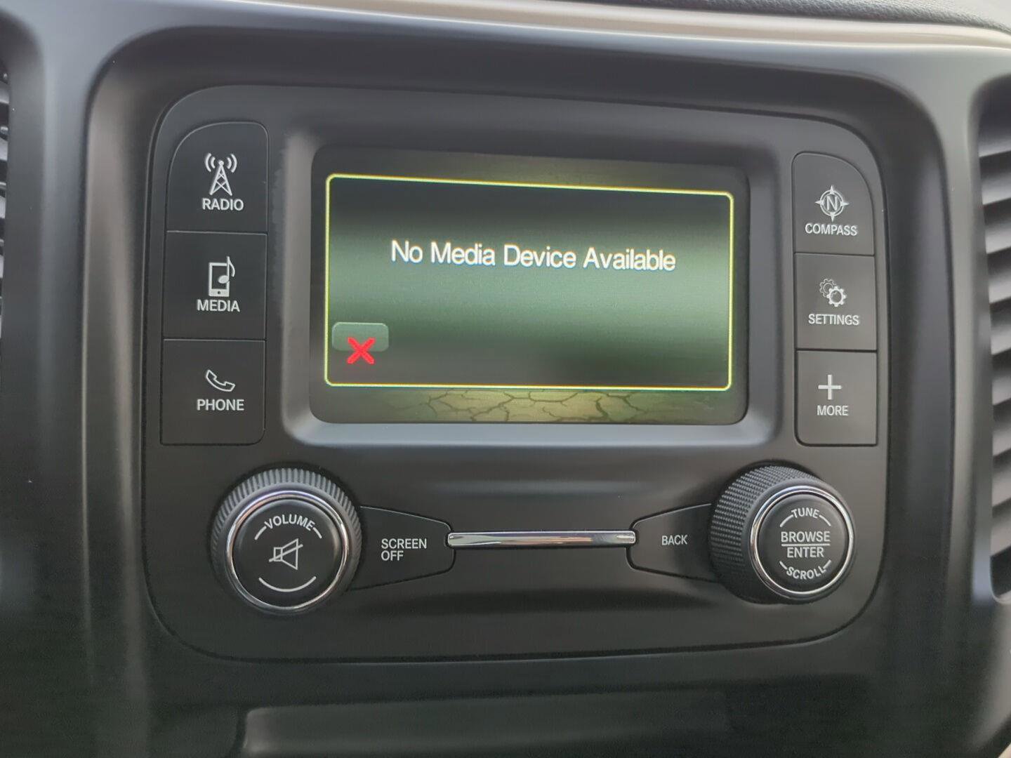 Used 2015 Jeep Cherokee Sport w/ Sport Appearance Group image 21