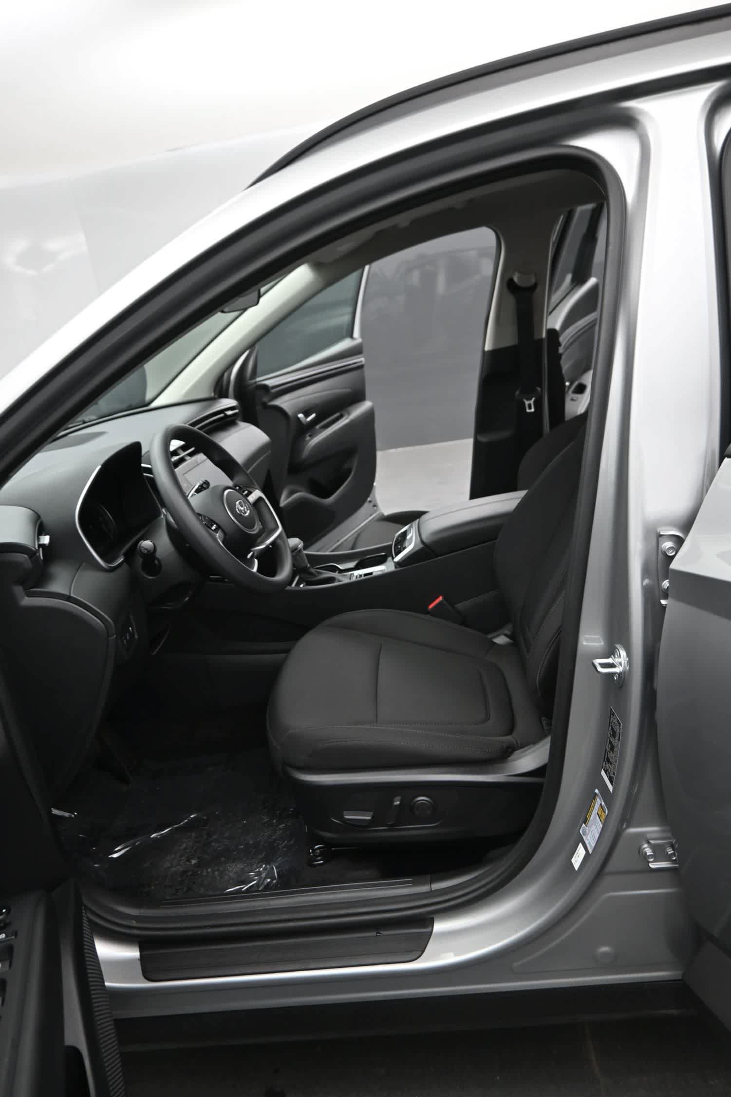 Certified 2024 Hyundai Tucson SEL AWD/4WD image 16
