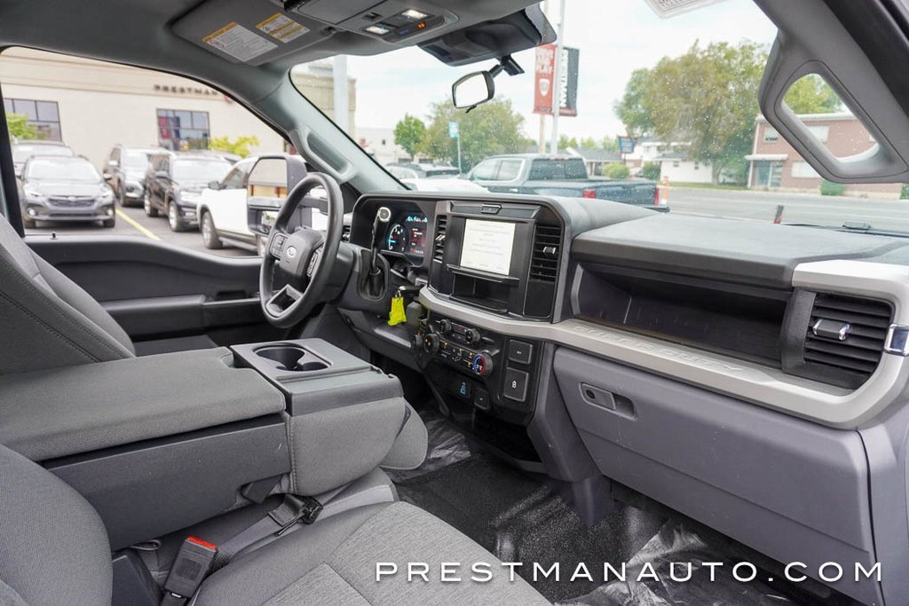 Used 2025 Ford F350 XL w/ XL Chrome Package image 20