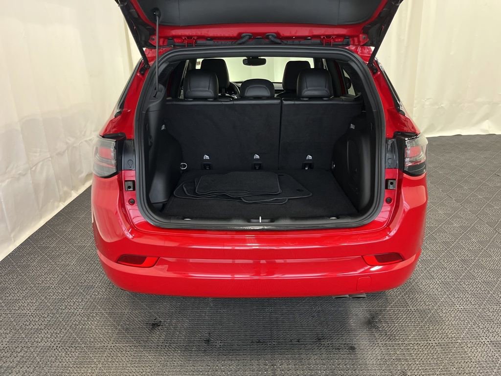 Used 2022 Jeep Compass High Altitude w/ (RED) Package image 23