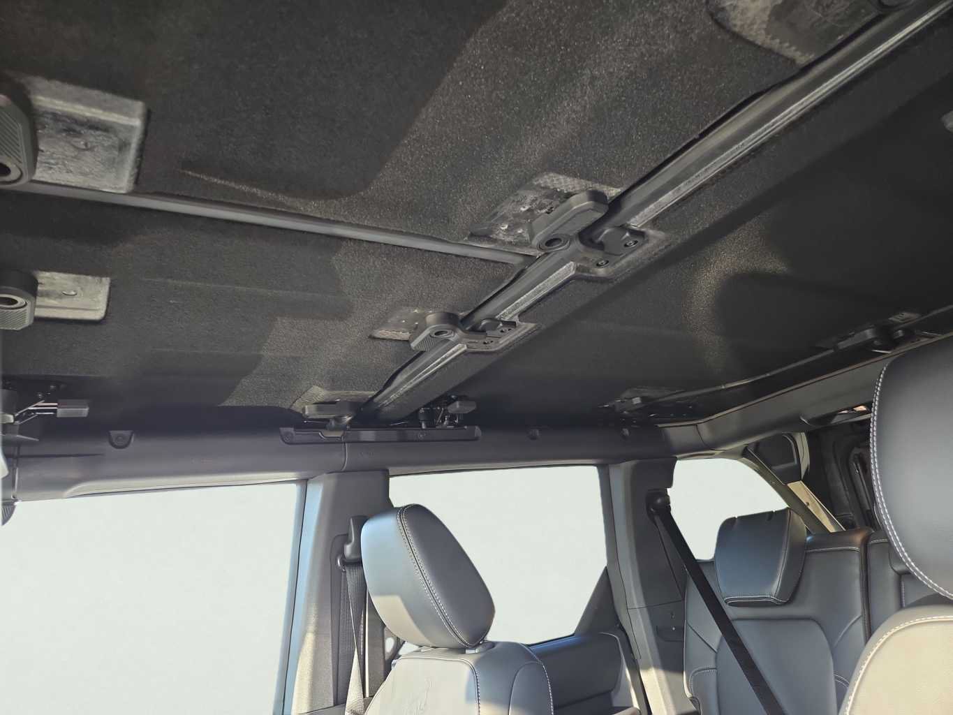New 2026 Ford Bronco Outer Banks AWD/4WD image 18