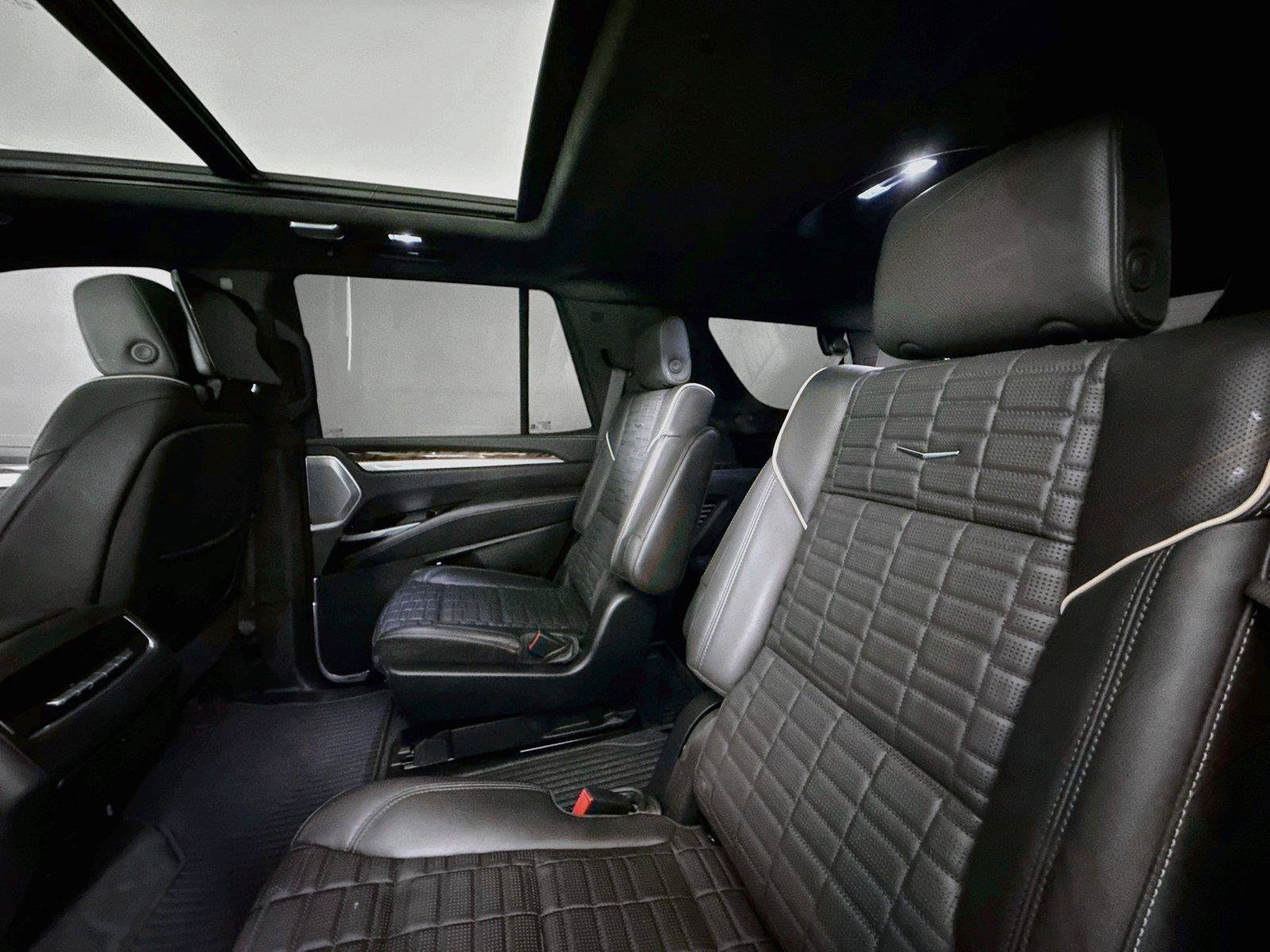 Used 2025 Cadillac Escalade Sport Platinum AWD/4WD image 46