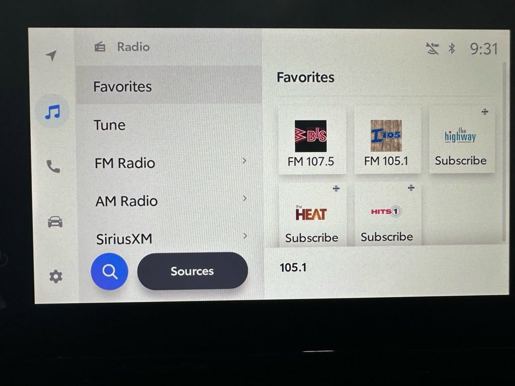 Used 2025 Toyota Corolla LE w/ LE Premium Package image 27