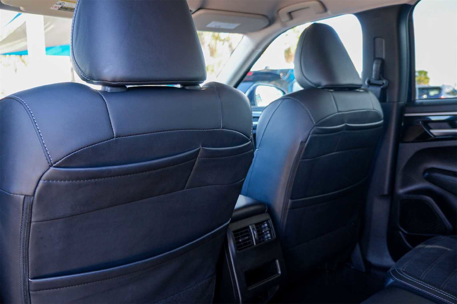 Used 2024 Mitsubishi Outlander SE image 12