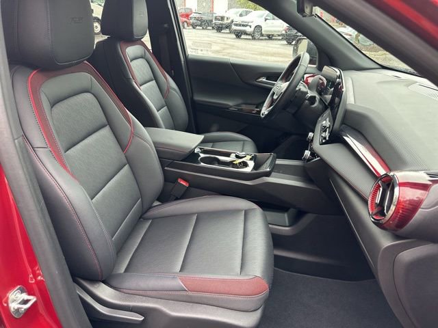 Used 2025 Chevrolet Equinox RS w/ Safety and Technology Package AWD/4WD image 33