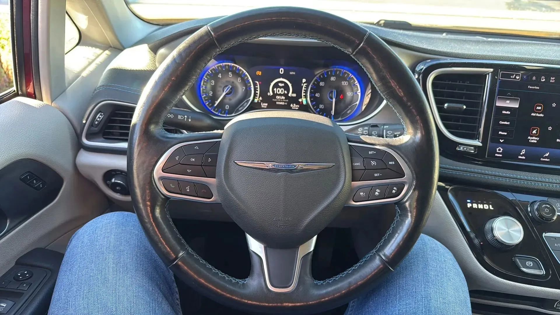 Used 2021 Chrysler Pacifica Touring-L image 10