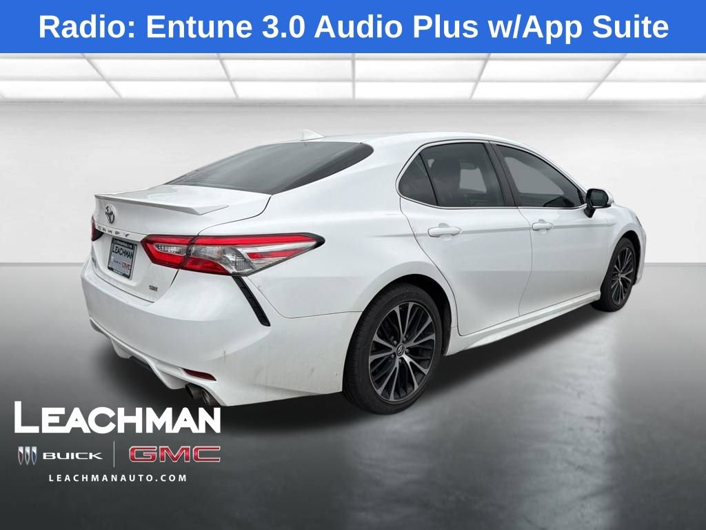 Used 2019 Toyota Camry SE image 3