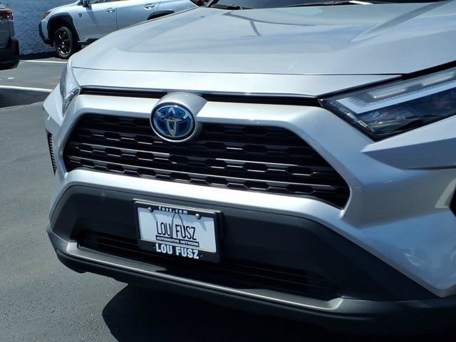 Used 2024 Toyota RAV4 LE AWD/4WD image 34