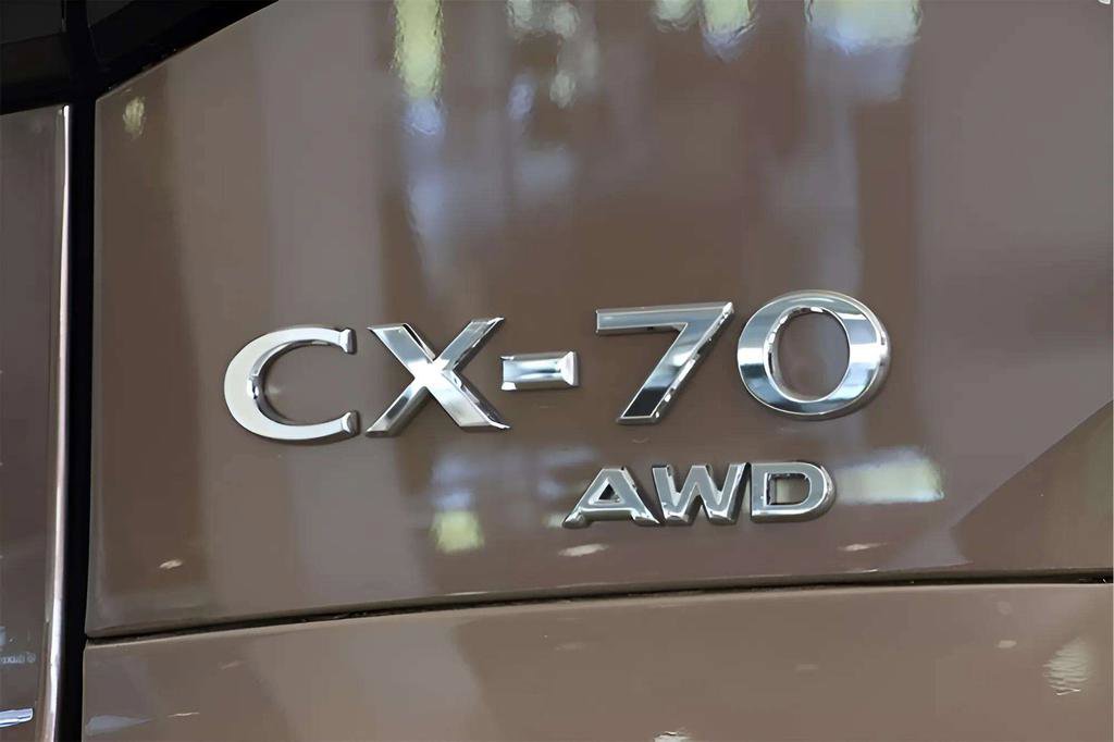 New 2025 MAZDA CX-70 Plug-In Hybrid w/ Premium Pkg AWD/4WD image 26