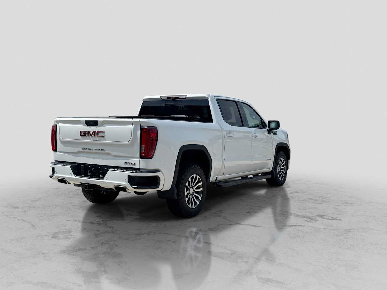 Used 2020 GMC Sierra 1500 AT4 w/ AT4 Premium Package AWD/4WD image 6