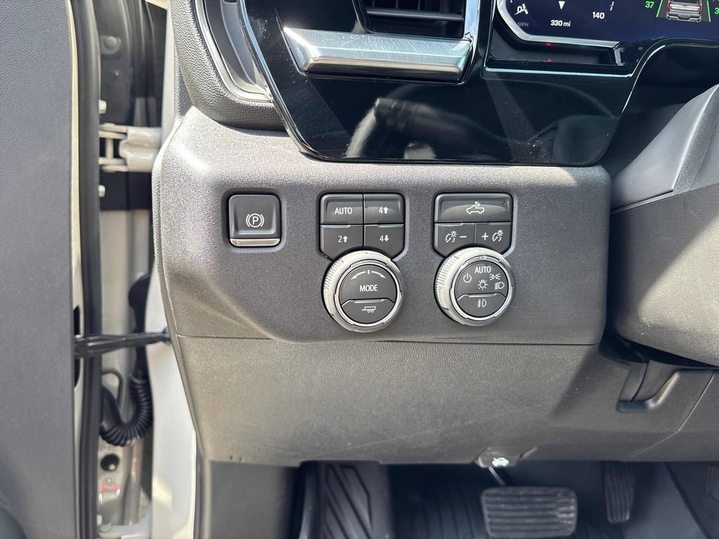 New 2026 Chevrolet Silverado 1500 RST w/ Convenience Package II AWD/4WD image 14