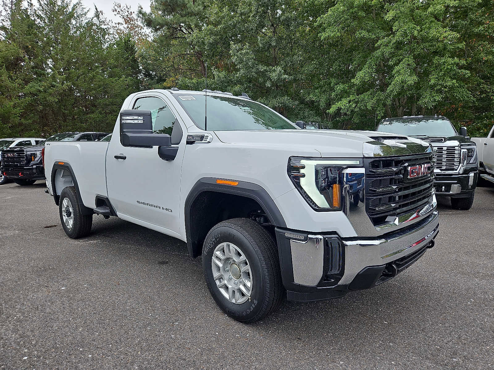 New 2024 GMC Sierra 2500 Pro w/ Convenience Package