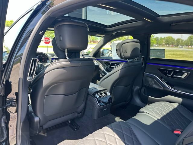 Used 2025 Mercedes-Benz S 580 4MATIC Sedan image 24