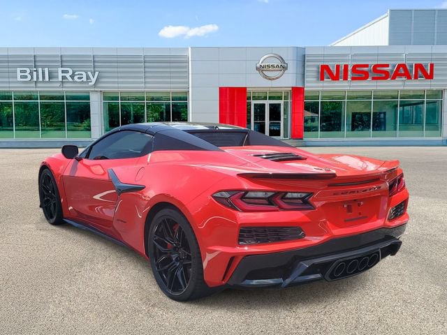 Used 2023 Chevrolet Corvette Z06 w/ Stealth Interior Trim Package RWD video 3