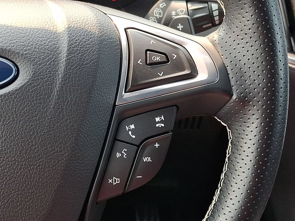 Used 2022 Ford Edge ST AWD/4WD image 24
