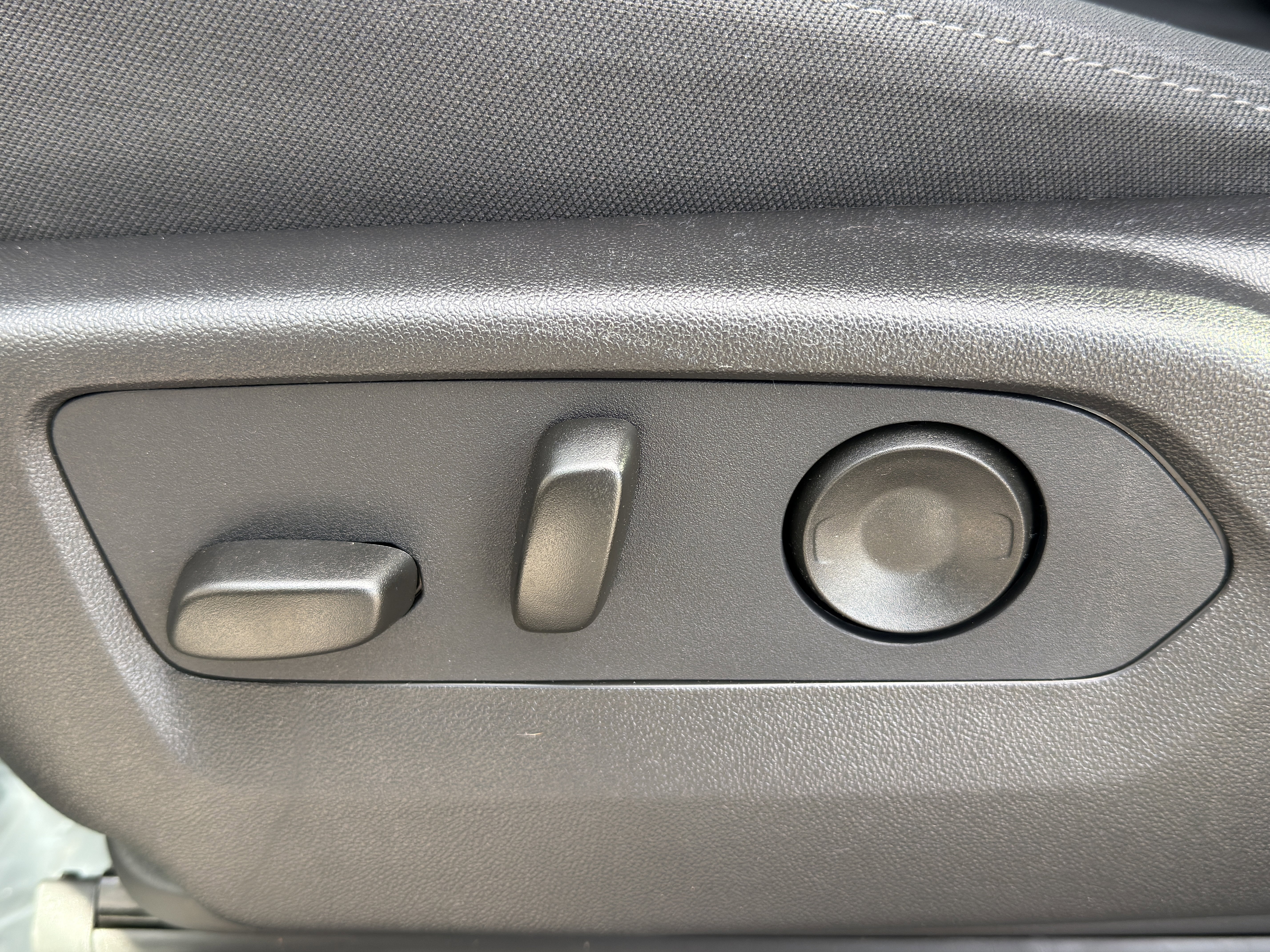 New 2026 Chevrolet Silverado 2500 Custom w/ Custom Convenience Package image 11