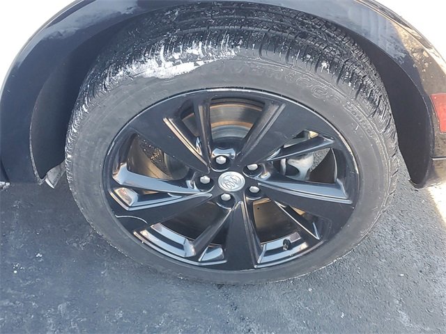 Used 2021 Buick Envision Essence w/ Sport Touring Package image 5