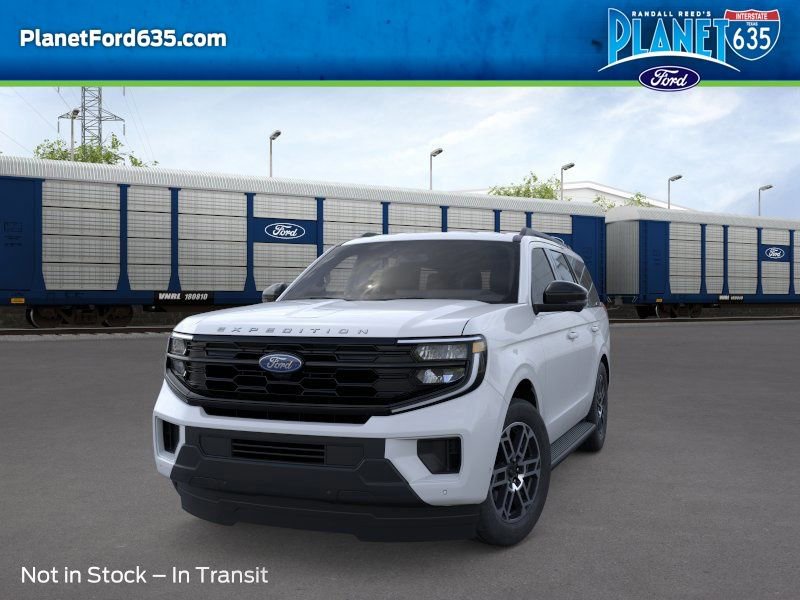 New 2026 Ford Expedition Active image 3