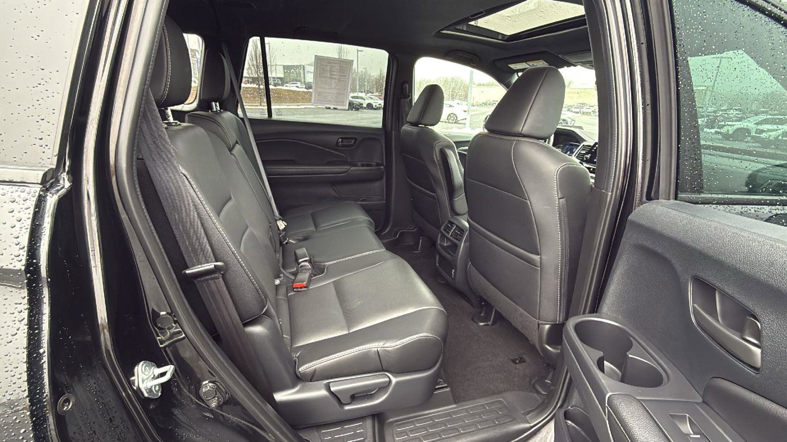 Used 2023 Honda Passport EX-L image 21