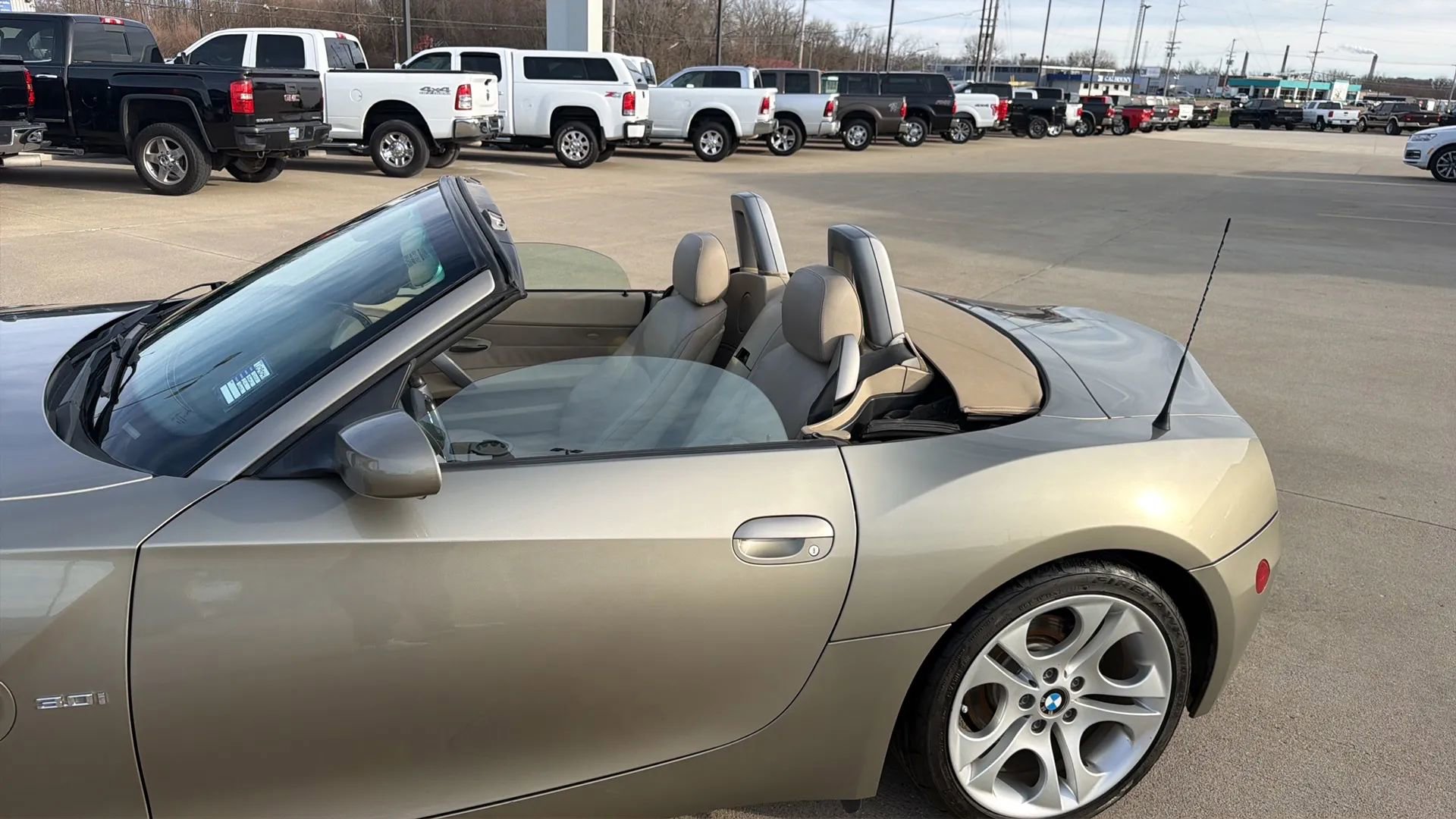 Used 2004 BMW Z4 3.0i image 57