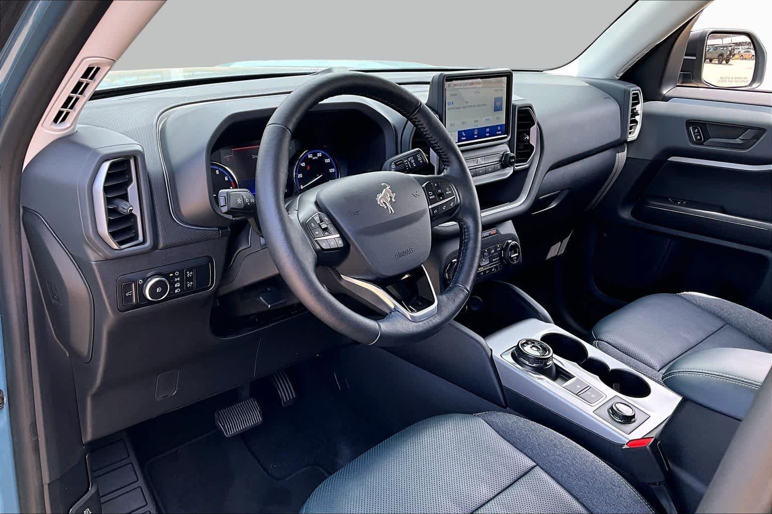 Used 2021 Ford Bronco Sport Outer Banks AWD/4WD image 16