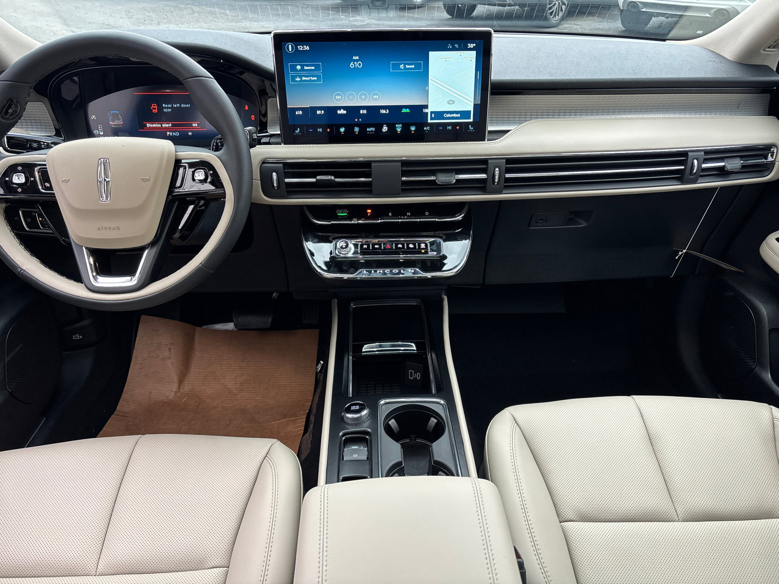 New 2026 Lincoln Corsair Premiere image 30