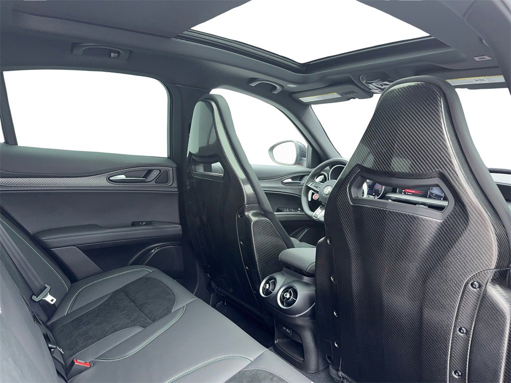 Used 2024 Alfa Romeo Stelvio Quadrifoglio w/ Active Assist Plus Package image 46