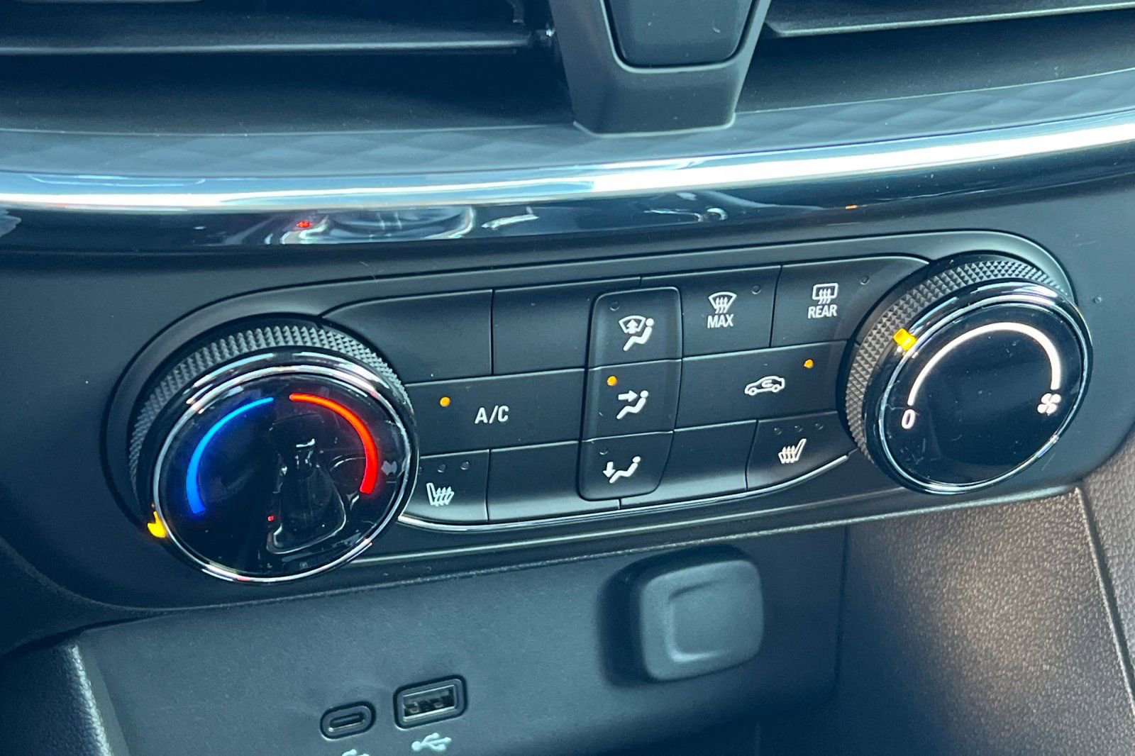 New 2026 Buick Encore GX Preferred w/ Comfort Package image 18