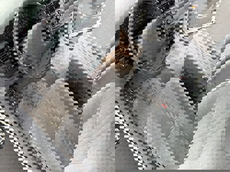 Used 1998 Toyota Sienna LE image 28