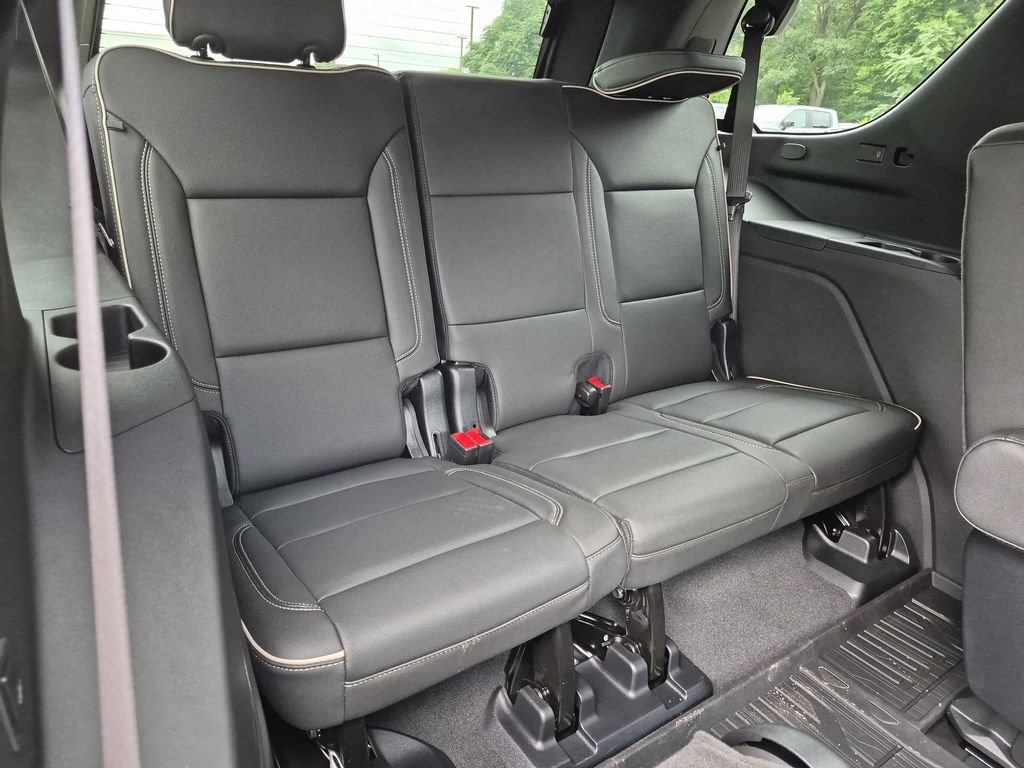 New 2026 GMC Yukon Elevation w/ Elevation Premium Package AWD/4WD image 33