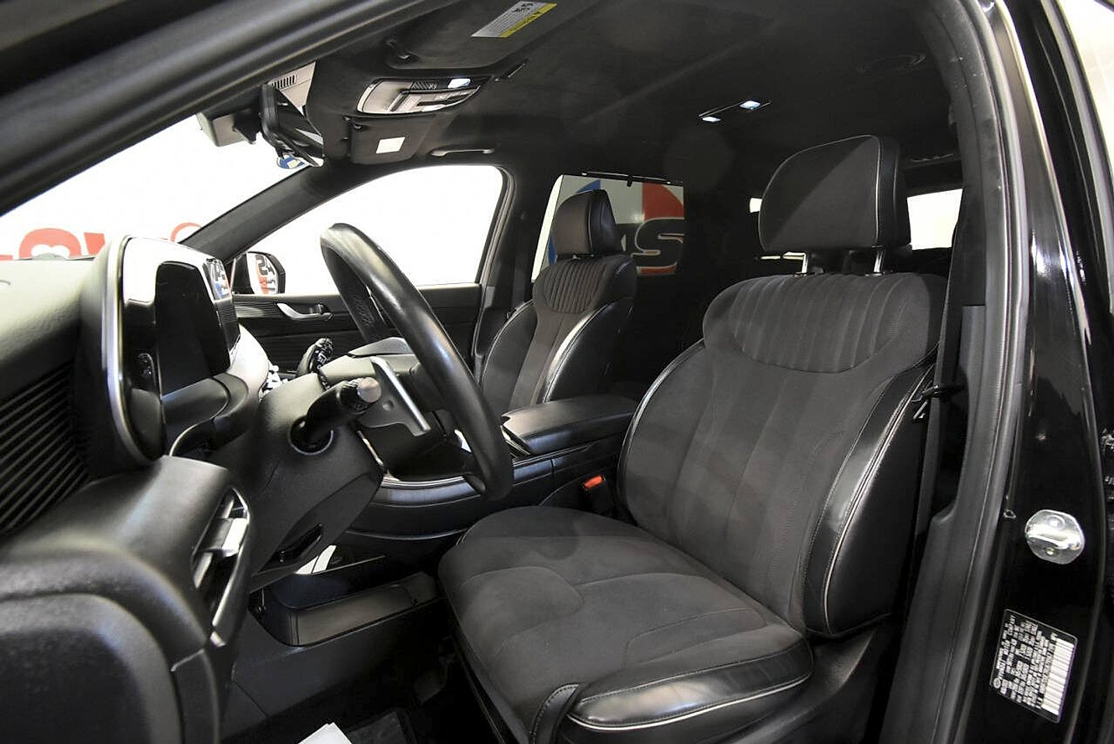 Used 2024 Hyundai Palisade Calligraphy AWD/4WD image 14