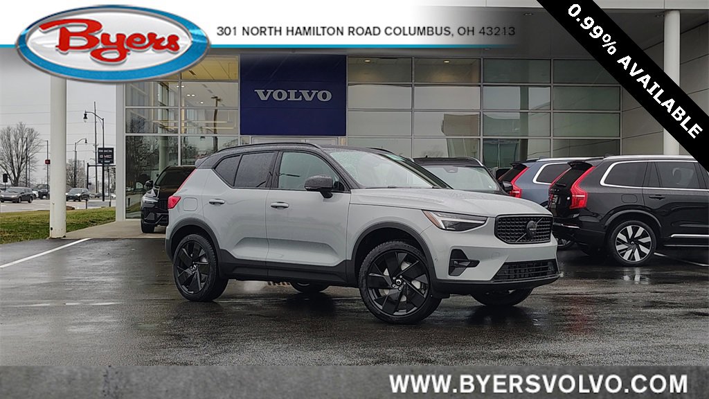 New 2026 Volvo XC40 B5 Ultra w/ Climate Package