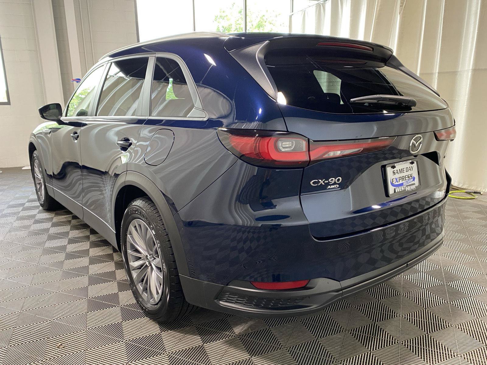 Used 2024 MAZDA CX-90 3.3 Turbo w/ Select Package AWD/4WD image 5