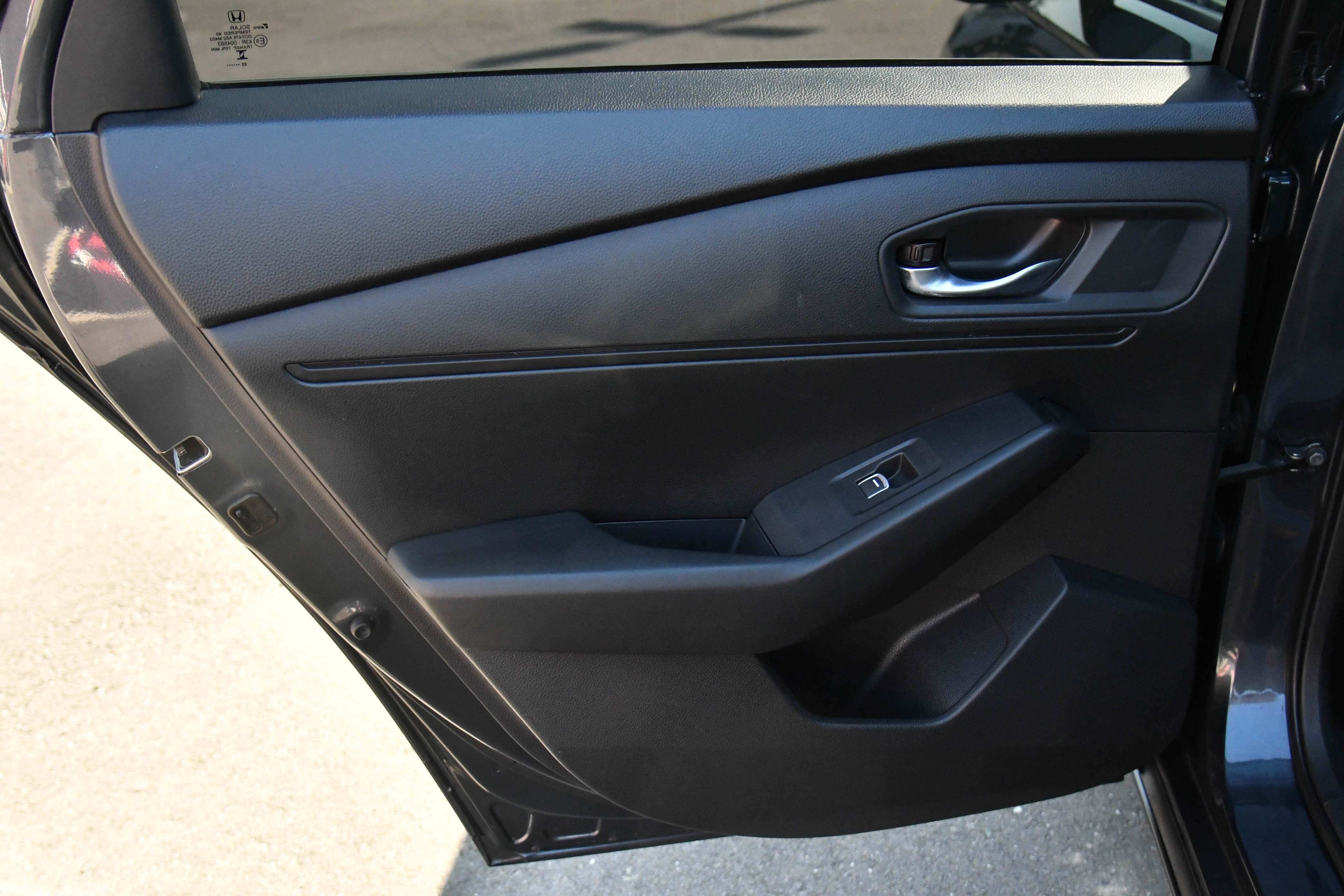 Used 2023 Honda Accord EX image 33